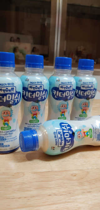 남양유업 [ 아인슈타인 ] 머리가 마시는 아인슈타인 킨더밀쉬 — 4점을 준 리뷰어가 2020년 7월 올린 사용 사진