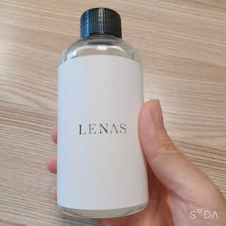 레나스 프리미엄 아로마 디퓨저 200ml  [1SET] — 4점을 준 리뷰어가 2020년 6월 올린 사용 사진