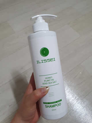 일리세이 허니 샴푸 500ml + 허니 바디워시 500ml 세트 — 4.5점을 준 리뷰어가 2020년 4월 올린 사용 사진