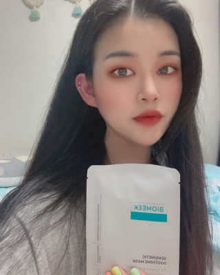 바이오믹 BIOMEEK SENSIMETIC SOOTHING MASK.S — 5점을 준 리뷰어가 2020년 6월 올린 사용 사진