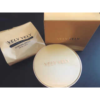 VELY VELY 아우라 허니 글로우 쿠션 — 5점을 준 리뷰어가 2020년 4월 올린 사용 사진