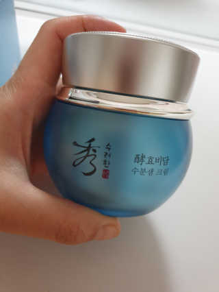 네이처컬렉션 수려한 효비담 수분샘 크림 75ml — 5점을 준 리뷰어가 2020년 4월 올린 사용 사진