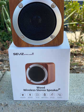 SEVIZ MINI10W 레트로 블루투스 스피커 — 5점을 준 리뷰어가 2020년 8월 올린 사용 사진