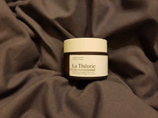 La Theorie Hydrating Ingredients | 하이드레이팅 인그레이디언츠 — 5점을 준 리뷰어가 2020년 4월 올린 사용 사진