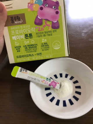 [풀무원베이비밀] 프로바이오락 베이비 튼튼 유산균 — 5점을 준 리뷰어가 2020년 7월 올린 사용 사진