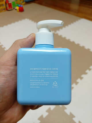 포잇 블루에너지 아줄렌 대용량 수분크림300ml — 5점을 준 리뷰어가 2020년 8월 올린 사용 사진