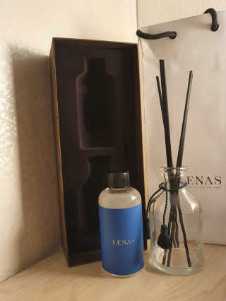레나스 프리미엄 아로마 디퓨저 200ml  [1SET] — 5점을 준 리뷰어가 2020년 7월 올린 사용 사진