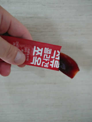 조은약초 석류콜라겐 석류즙 석류쪼옥 젤리 스틱 15포 x 20g — 5점을 준 리뷰어가 2020년 7월 올린 사용 사진