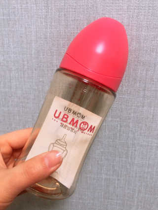 유비맘 PPSU 젖병 노꼭지_260ml_컬러 랜덤 발송 — 5점을 준 리뷰어가 2020년 12월 올린 사용 사진