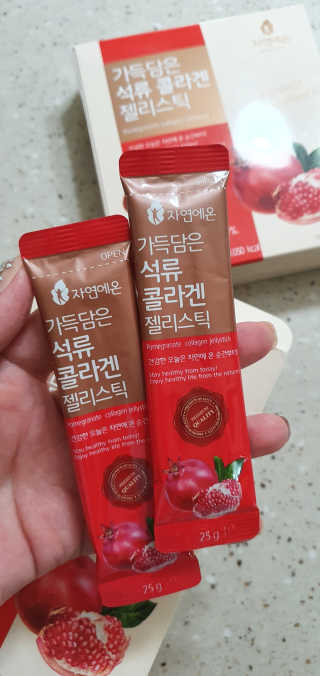 자연에온 가득담은 석류 콜라겐 젤리스틱 2BOX — 5점을 준 리뷰어가 2020년 11월 올린 사용 사진