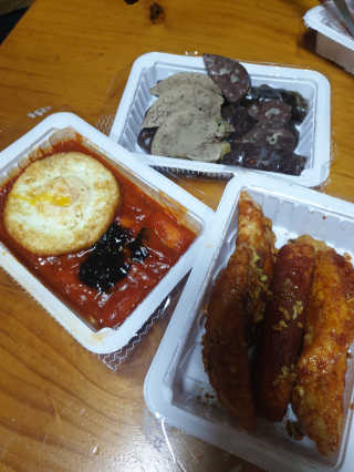 죠스떡볶이 [죠스푸드] 짜빠떡볶이+떡또그+범벅만두 신메뉴 3종 — 4점을 준 리뷰어가 2020년 4월 올린 사용 사진