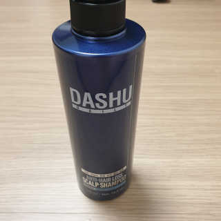 다슈코리아 다슈 데일리 단백질 한방 두피 골드 샴푸 500ml — 5점을 준 리뷰어가 2020년 4월 올린 사용 사진