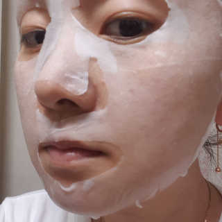 비피도랩 프로클리닉 폴루션에이징 프로텍트 마스크 — 5점을 준 리뷰어가 2020년 8월 올린 사용 사진