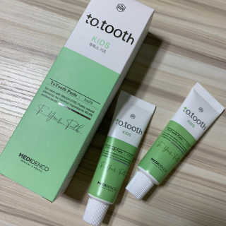 메디덴코 투투스 키즈 어린이 치약 — 5점을 준 리뷰어가 2020년 4월 올린 사용 사진