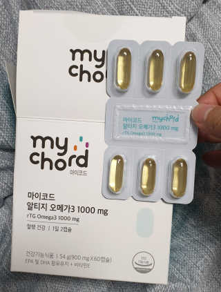 JW중외제약 마이코드 알티지 오메가3 1000 mg — 5점을 준 리뷰어가 2020년 8월 올린 사용 사진