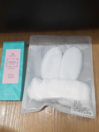 포레스트힐 SS 그린 밸런스 클렌져 100ml + 헤어밴드 — 4점을 준 리뷰어가 2020년 4월 올린 사용 사진