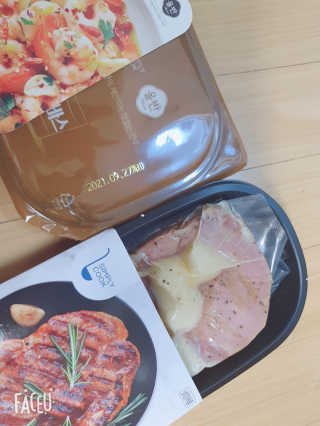 [심플리쿡]GS25 감바스,통목살스테이크SET — 5점을 준 리뷰어가 2020년 10월 올린 사용 사진