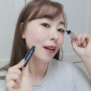 닥터존스킨 눈썹자라 — 4점을 준 리뷰어가 2020년 12월 올린 사용 사진