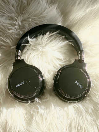 SEVIZ Bluetooth Headphones 10 3color — 5점을 준 리뷰어가 2020년 10월 올린 사용 사진