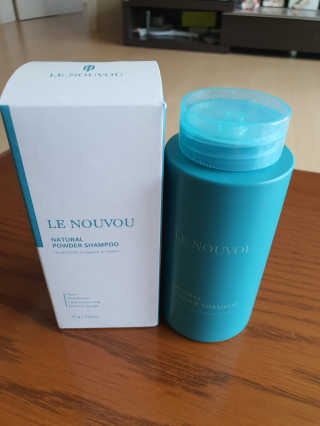 LE NOUVOU 내추럴파우더샴푸 보틀 95g — 4.5점을 준 리뷰어가 2020년 4월 올린 사용 사진