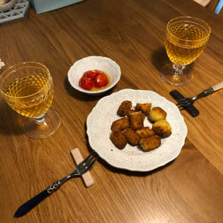 가치식탁 리얼치즈스틱, 리얼크림치즈볼 — 5점을 준 리뷰어가 2020년 11월 올린 사용 사진