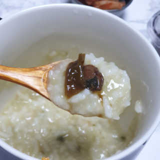 바다는다웰빙이다 완도사랑 전복죽 250g - 2팩 + 전복장조림 2팩 — 3점을 준 리뷰어가 2020년 8월 올린 사용 사진