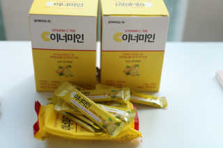 이너미인 VITAMIN-C 700 — 5점을 준 리뷰어가 2020년 8월 올린 사용 사진