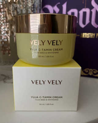 VELY VELY Yuja C-tamin Cream — 5점을 준 리뷰어가 2021년 5월 올린 사용 사진