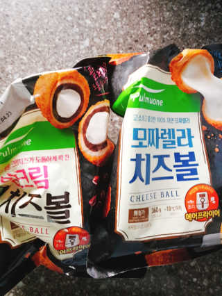 [풀무원] 치즈볼 2종-모짜렐라, 앙크림 — 3점을 준 리뷰어가 2020년 10월 올린 사용 사진