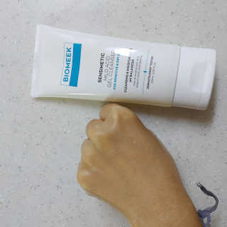 바이오믹 BIOMEEK SENSIMETIC MILD ACID CLEANSER — 5점을 준 리뷰어가 2020년 6월 올린 사용 사진