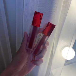 [블랙루즈] 에어 핏 벨벳틴트 시즌1 7종 중 택1+랜덤1 — 5점을 준 리뷰어가 2020년 9월 올린 사용 사진