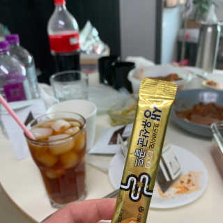 서울약사신협_프로바이오생유산균골드_2.5x100포 — 5점을 준 리뷰어가 2020년 6월 올린 사용 사진