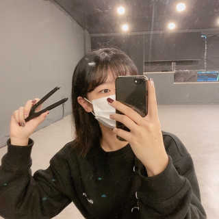 모즈헤어 휴대용 미니 고데기 — 4점을 준 리뷰어가 2020년 10월 올린 사용 사진