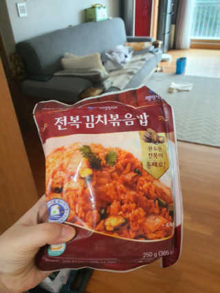 바다는다웰빙이다 전복해물볶음밥/전복김치볶음밥 250g-4봉지 — 4점을 준 리뷰어가 2020년 9월 올린 사용 사진