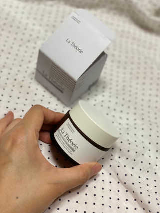 La Theorie Hydrating Ingredients | 하이드레이팅 인그레이디언츠 — 4점을 준 리뷰어가 2020년 5월 올린 사용 사진