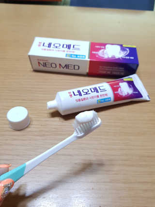 봄날연구소 부광 네오메드치약 2개+ 30g 휴대용 미니치약 — 5점을 준 리뷰어가 2020년 8월 올린 사용 사진