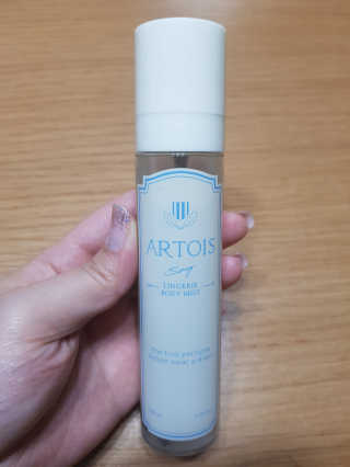 아르투아 ARTOIS 여름 향기스타일링, 비누향 아르투아 송크림 바디미스트 — 5점을 준 리뷰어가 2020년 7월 올린 사용 사진