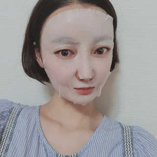 바이오믹 BIOMEEK SENSIMETIC SOOTHING MASK.S — 5점을 준 리뷰어가 2020년 7월 올린 사용 사진