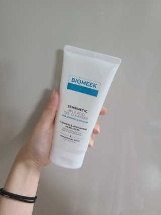 바이오믹 BIOMEEK SENSIMETIC MILD ACID CLEANSER — 5점을 준 리뷰어가 2020년 6월 올린 사용 사진