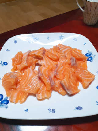 동원산업 항공직송 동원생연어_400g — 5점을 준 리뷰어가 2020년 5월 올린 사용 사진