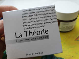 La Theorie Hydrating Ingredients | 하이드레이팅 인그레이디언츠 — 5점을 준 리뷰어가 2020년 4월 올린 사용 사진
