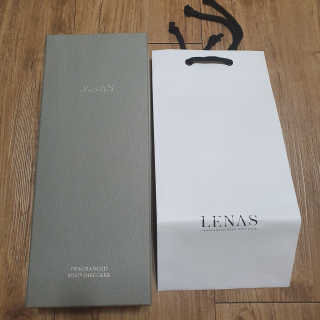 레나스 프리미엄 아로마 디퓨저 200ml  [1SET] — 5점을 준 리뷰어가 2020년 11월 올린 사용 사진