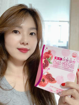 헬스업_쁘띠쁘띠석류콜라겐젤리_20g x 14포 — 5점을 준 리뷰어가 2020년 9월 올린 사용 사진