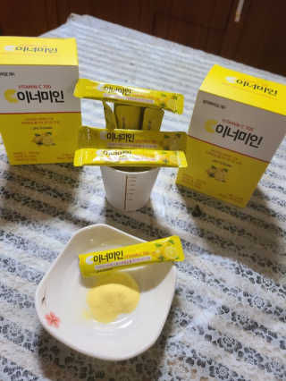 이너미인 VITAMIN-C 700 — 5점을 준 리뷰어가 2020년 9월 올린 사용 사진