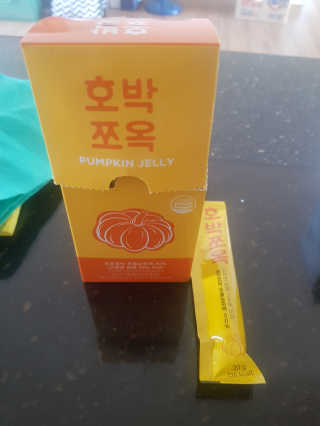 조은약초 국산 늙은 호박즙 호박쪼옥 젤리 20g x 15포 — 5점을 준 리뷰어가 2020년 7월 올린 사용 사진
