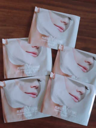 아 바자르 퍼펙트 브이 리프팅 프리미엄 액티비티 마스크 — 5점을 준 리뷰어가 2021년 1월 올린 사용 사진