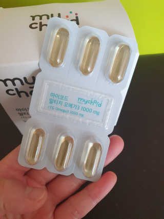 JW중외제약 마이코드 알티지 오메가3 1000 mg — 5점을 준 리뷰어가 2020년 9월 올린 사용 사진