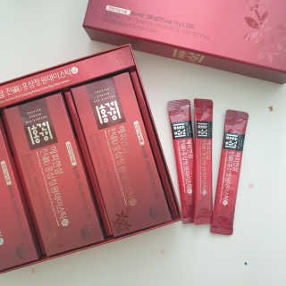 홍건강 해피한삼 진 홍삼정 원데이스틱 10g x 30포 — 5점을 준 리뷰어가 2020년 5월 올린 사용 사진