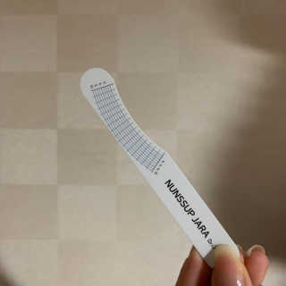 닥터존스킨 눈썹자라 — 4점을 준 리뷰어가 2020년 8월 올린 사용 사진