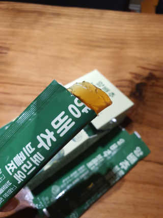 조은약초 국산 양배추즙 양배추 브로콜리 젤리 15포 x 1박스 — 5점을 준 리뷰어가 2020년 9월 올린 사용 사진